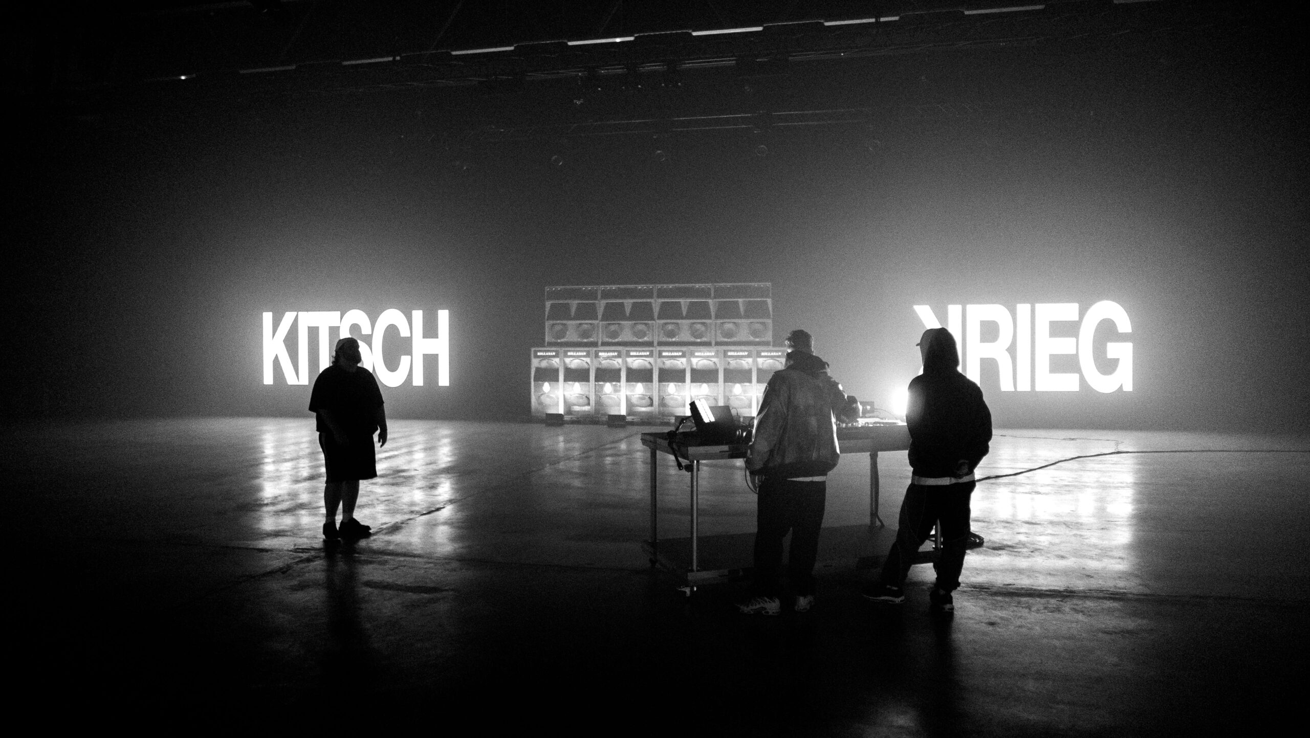 KitschKrieg veröffentlichen ihr neues Album im Juni