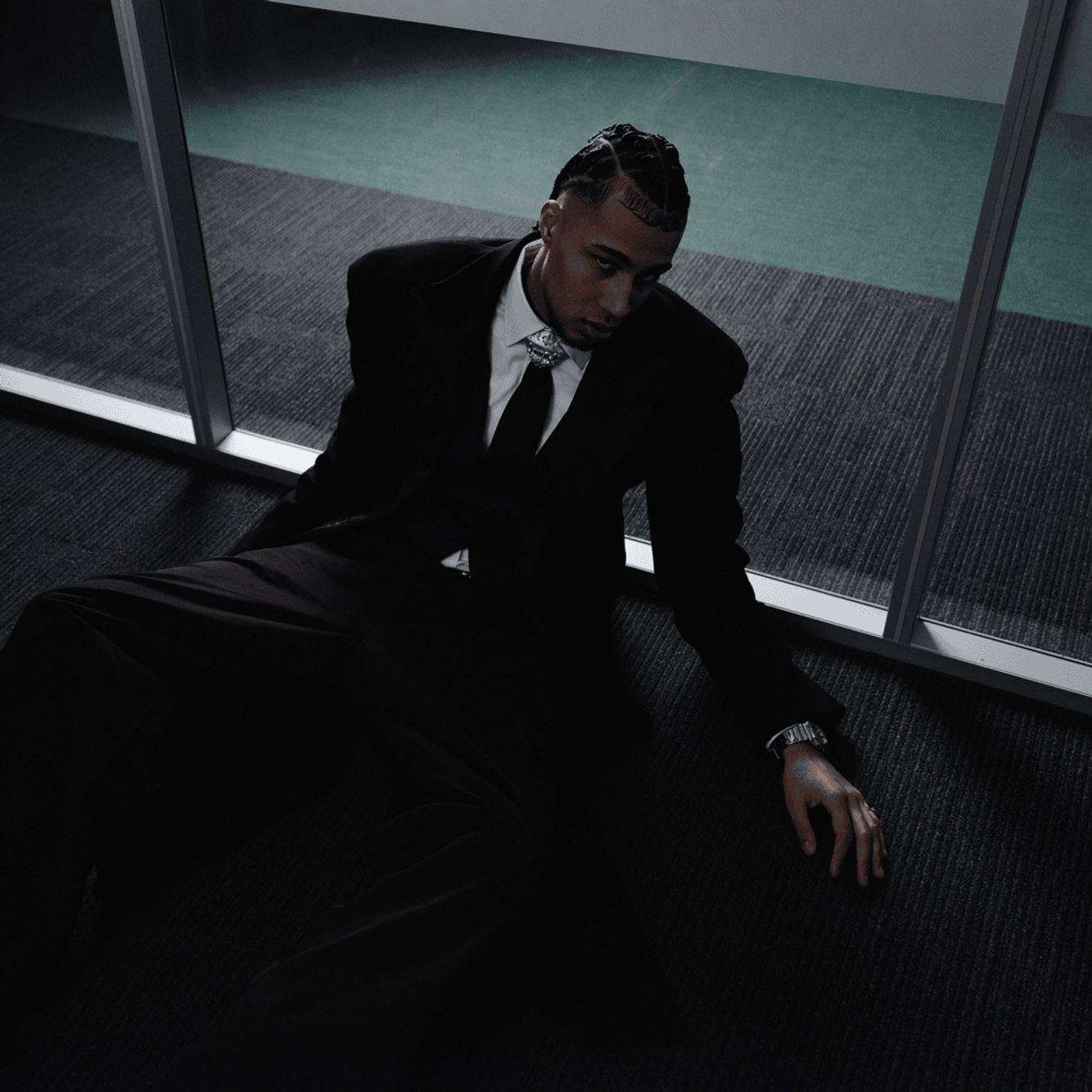 LongJ - Schwarzer Anzug